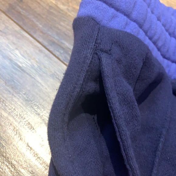 Roots sweatpants capris - Picture 5 of 9